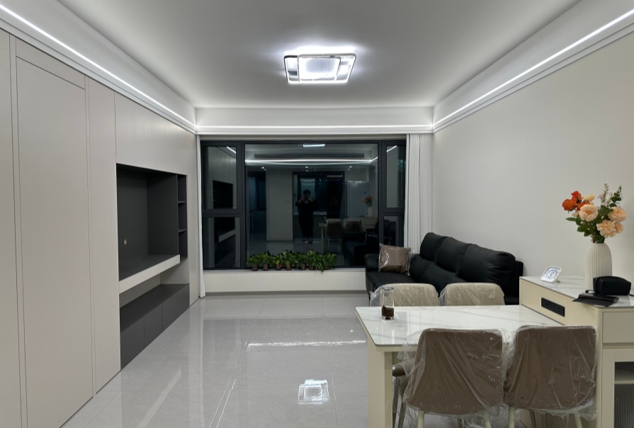 中国铁建花语天宸84㎡现代风格三居室原创案例