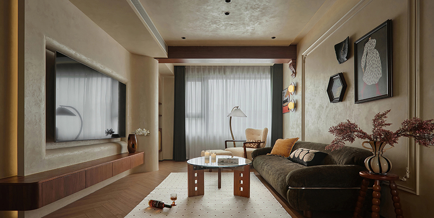 中海·镜映南开125㎡中古风格三居室装修案例